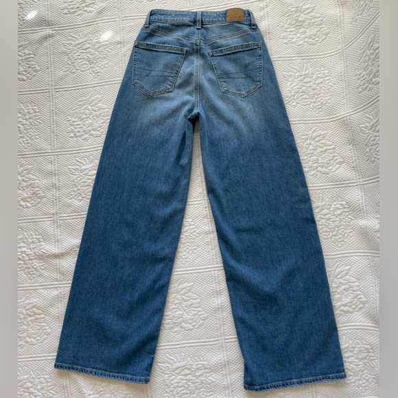 AE Dreamy Drape Stretch Super High Rise Baggy Wide-Leg Medium Bright Indigo 000 - Picture 11 of 16